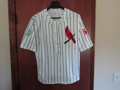 De colección. CAMISETA BORDADA DE BÉISBOL DE LOS CARDENALES DE ST. LOUISVILLE SLUGGER ADULTO XL Foto 1 de 4