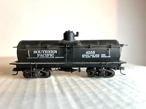 UNKNOWN S.P. Narrow Frame Tank Car #4555 w/Kadees & C.V. Trucks. H.O.n3 1:87 - Picture 1 of 1