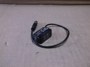 42JS-E2EZB1-Y4 A Allen Bradley Photoelectric Sensor Switch 42JSE2EZB1Y4 A - Picture 1 of 4