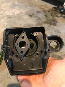 Craftsman 316.798221 grass Trimmer 31CC 17" air cleaner choke mount base - Picture 1 of 4