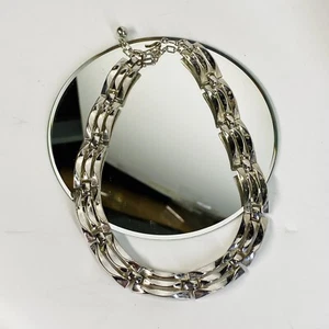 1955 Crown Trifari 'Golden Gate' Collar Necklace - Picture 1 of 5