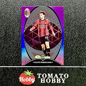JUEGO EQUIPO DAKA HOLOCENE 2023-24 FILIPPO TERRACCIANO/79 REFRACTOR MORADO AC MILAN - Imagen 1 de 2