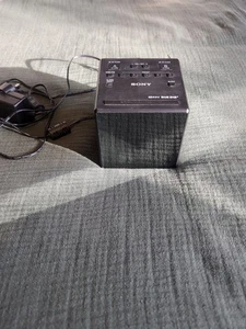 Sony XDR-C1DBP DAB DAB+ FM Clock Radio Dual Alarm USB Smartphone Charging GWO - Picture 1 of 5