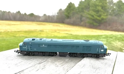 Vintage OO Mainline Class 45 D49 ‘The Manchester Regiment’ Diesel Locomotive - Image 1 of 4