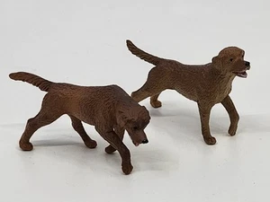 Retrievers Plastic Figurines  Set of 2 Dogs - Picture 1 of 23