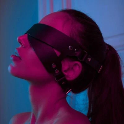 Mujeres Venda para los ojos Cuero PU Punk Juegos con disfraces Máscaras para los ojos Día de San Valentín Máscara Disfraz Foto 1 de 3