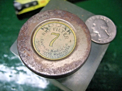 KODAK SKY FILTER # 7  TIN  LENS  & INSTRUCTIONS  VINTAGE  ORIGINAL  MID CENTURY - Image 1 of 4