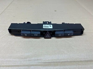VAUXHALL ASTRA VXR HEATED SEAT SWITCH PANEL MK5 H 2006 GM 13 100 111 - Picture 1 of 3