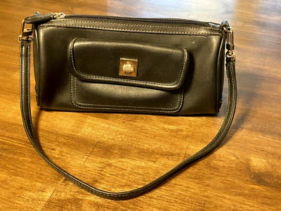 Bolso de Hombro Vintage Liz Claiborne Azul Marino Cartera Polivinilo Exterior Foto 1 de 4