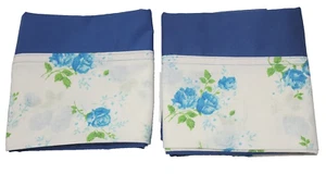 2 blaue Kissenbezüge mit weißer Blumenmanschette 20 x 28 Standardgröße - Bild 1 von 7