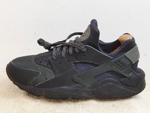 Eredità alcune tavolo nike huarache uomo nere e bianche continuare tribù  cristiano