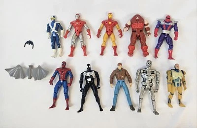 Vintage Marvel Superhero Action Figure Bundle  - Image 1 of 4