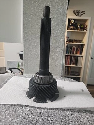 Eje de entrada usado 7R3Z-7017-A T56 06 a 14 Mustang Shellby DR3Z 7017 B Foto 1 de 4