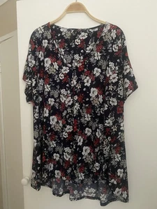 TS Woman’s Red And Black Floral Top Size Large - Picture 1 of 7