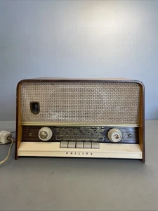 Philips Röhrenradio Vintage UKW/MW/LW/KW Holzgehäuse - 50er/60er Jahre #A6 - Bild 1 von 3