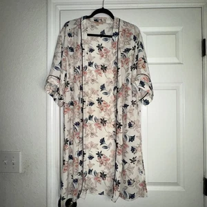 Gibson Latimer Accappatoio Kimono Floreale Bianco e Rosa Taglia S - Foto 1 di 6