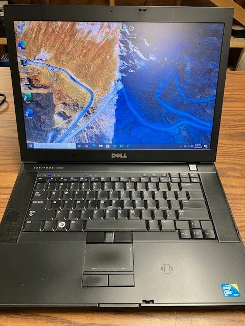 Laptop Dell Latitude E6500 | Core 2 Duo T9900 3.06GHz | 4GB | 128GB SSD | NVIDIA Foto 1 de 4