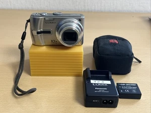Panasonic Lumix DMC-TZ3 - Leica - plata - cámara compacta - 2 GB - Imagen 1 de 16