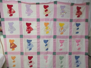 Vintage 1940's Quilt Top Sun Bonnet Sue pink & green sashes - Picture 1 of 12