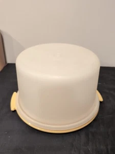 Bandeja de oro de cosecha Tupperware vintage para tartas de 10" #684 - Imagen 1 de 3