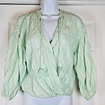 Camisa envolvente Loft Lou & Gris verde menta talla S borlas a rayas dobladillo alto-bajo ligera Foto 1 de 4