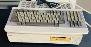 Sanyo MSX2 Console MPC-25FS White Used 1985 Direct From Japan Retro Game Console - Picture 1 of 12