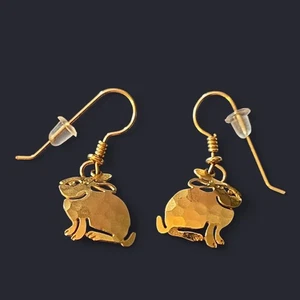 Designer Wild Bryde signed gold plated bunny rabbit dangle drop pierced earrings - Picture 1 of 9