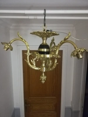 Ancien Lustre en Bronze - Photo 1/4