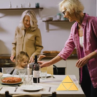  Portatovaglioli in ferro triangolare Portatovaglioli per camera dei bambini per - Immagine 1 di 4
