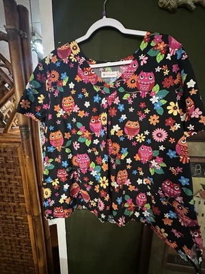 White Cross Scrub Top 3XL Black Owl Floral Print Short Sleeve V-Neck Pockets - Image 1 of 4