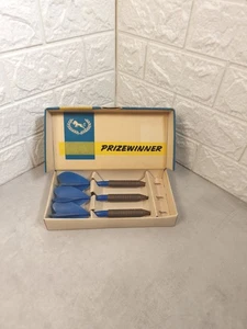 Freccette unicorno vintage in scatola blu in plastica voli piuma - Foto 1 di 4