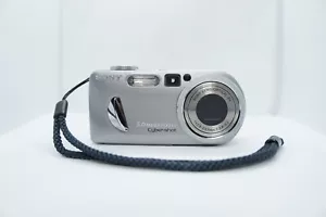 Sony Cyber-Shot DSC-P10 Silver Digital Camera - UNTESTED - Picture 1 of 7
