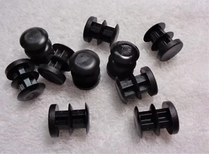 1/2" Round Ribbed Finishing Plug for Tubing/End Cap - Black Plastic (Pack of 20) - Picture 1 of 5