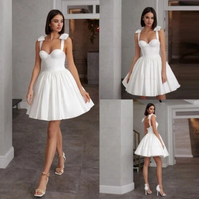 Mini vestidos de novia boho con tirantes de espagueti sin espalda cortos de satén vestidos de novia Foto 1 de 4