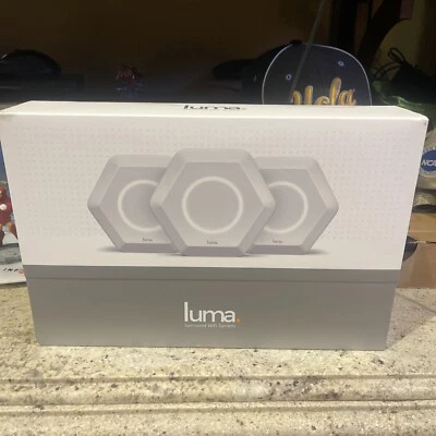 LUMA Intelligent Home Surround WiFi System White 3 Units - Image 1 of 4