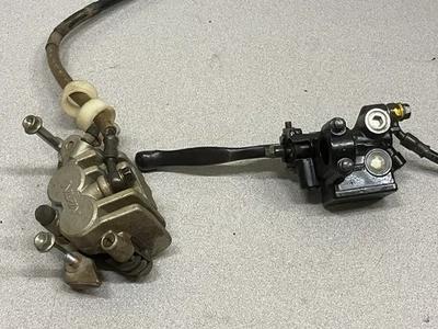 Honda XR 600R XR600R 2000 montaje de freno delantero cilindro maestro pastillas de pinza Foto 1 de 4