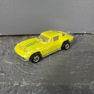 Chevy Corvette 1979 Hot Wheels 1963 ventana dividida amarillo/verde diecast de colección - Imagen 1 de 14