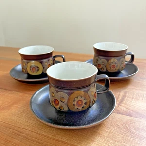 Vintage 70s THREE DENBY Arabesque Stoneware Cups w Saucers Mugs Made in England - Picture 1 of 7