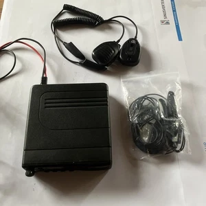 Konvolut Motorola Funkgerät Radius am900 + Headsets + Handmikrophone - Bild 1 von 4