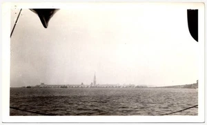 1939 GGIE Tower of the Sun Oakland Bay Ferry SF Photo 8/8/39 - Picture 1 of 2