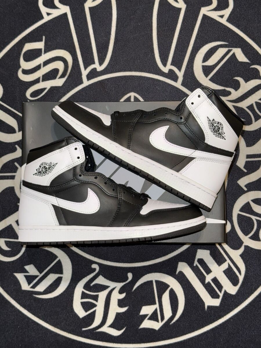 Jordan 1 Retro OG High Black White 2.0 for Sale Jordan 1 Retro OG High Black White 2.0 for Sale