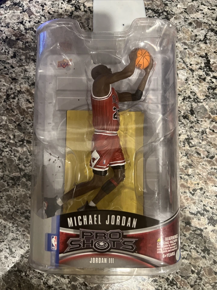 Upper Deck Pro Shots Series 2 Michael Jordan 3 Chicago Bulls Action Figure