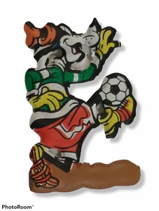 81758 61/ FORMAGGINO MIO - Serie "Olympiaischer Pfeife" Nr. 12 - Fußball - Bild 1 von 3
