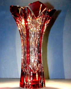 CAESAR CRYSTAL Red Vase Hand Cut to Clear Overlay Czech Bohemia Cased Glass LNIB - Picture 1 of 6