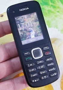 Nokia C1-02 Classic (Vodafone) Mobile Phone Excellent Condition With Charger - Picture 1 of 7