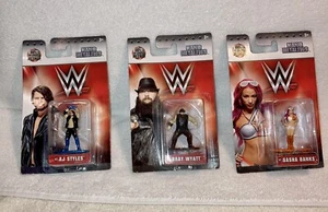 WWE Nano Metalfigs Druckguss-Set (3) SASHA BANKS B. WYATT AJ STYLES - NEU IN VERPACKUNG  - Bild 1 von 3