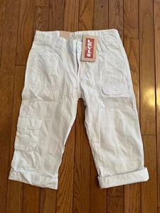 Levi’s Regular 10 Cotton White Adjustable Waist Band Cargo Shorts NWT - Picture 1 of 4