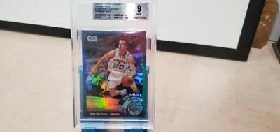 2002-03 Topps Chrome Refractors #124B Manu Ginobili RC Spanish BECKETT 9 T3153 - Image 1 of 4