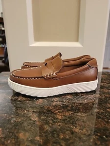 XRAY Style:XRWK1117 Size 2 For Kids Brown Color Shoes - Picture 1 of 6