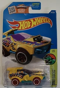 Tarjeta de copo de nieve HW DINO RIDERS 2016 #1/5 STING ROD II Hot Wheels amarilla - Imagen 1 de 2